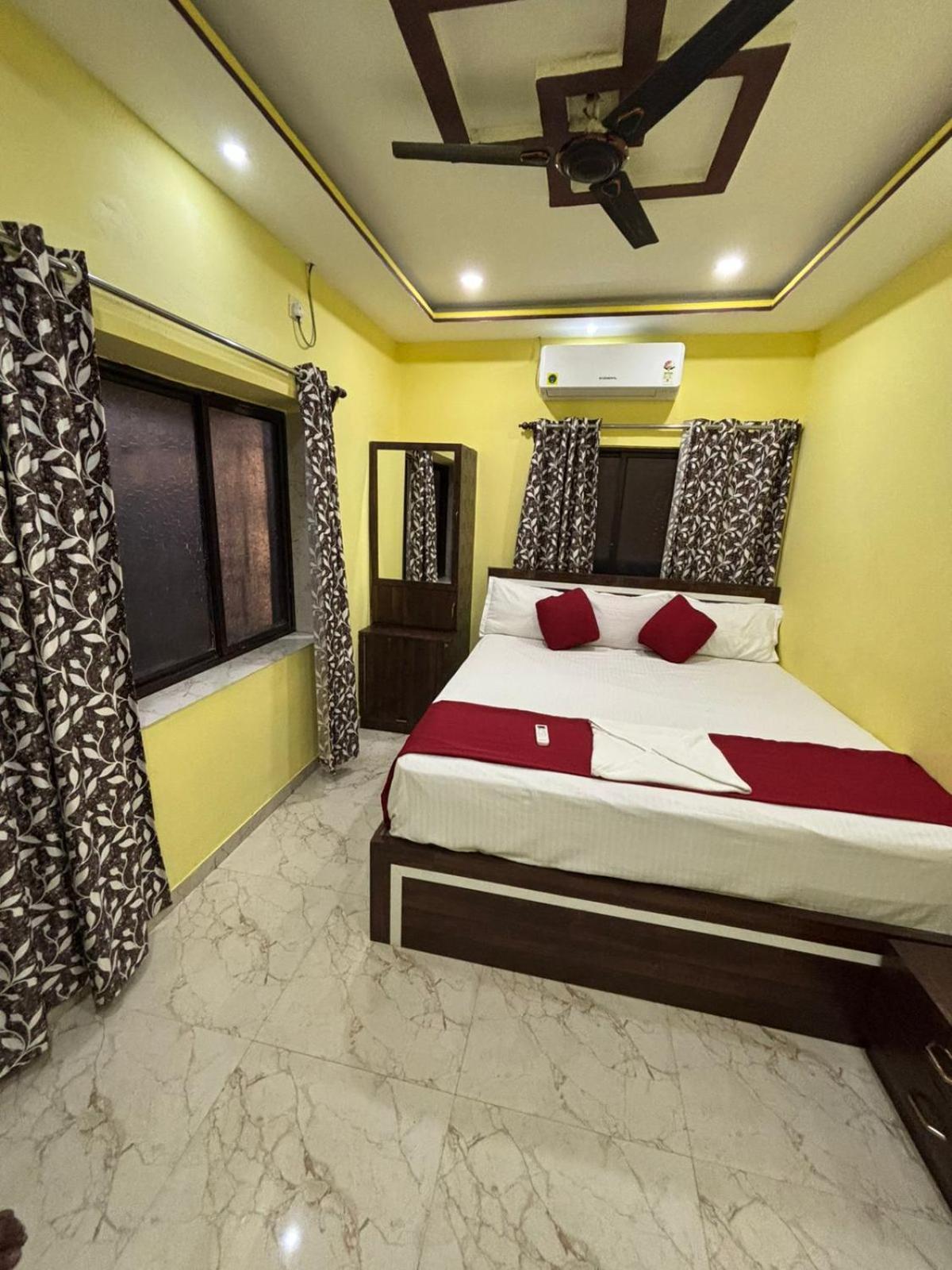 Hotel O Marquis Guest House Калькутта Экстерьер фото