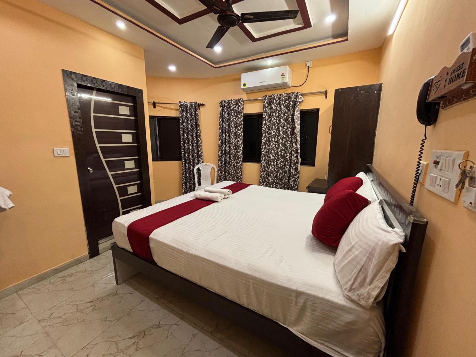 Hotel O Marquis Guest House Калькутта Экстерьер фото