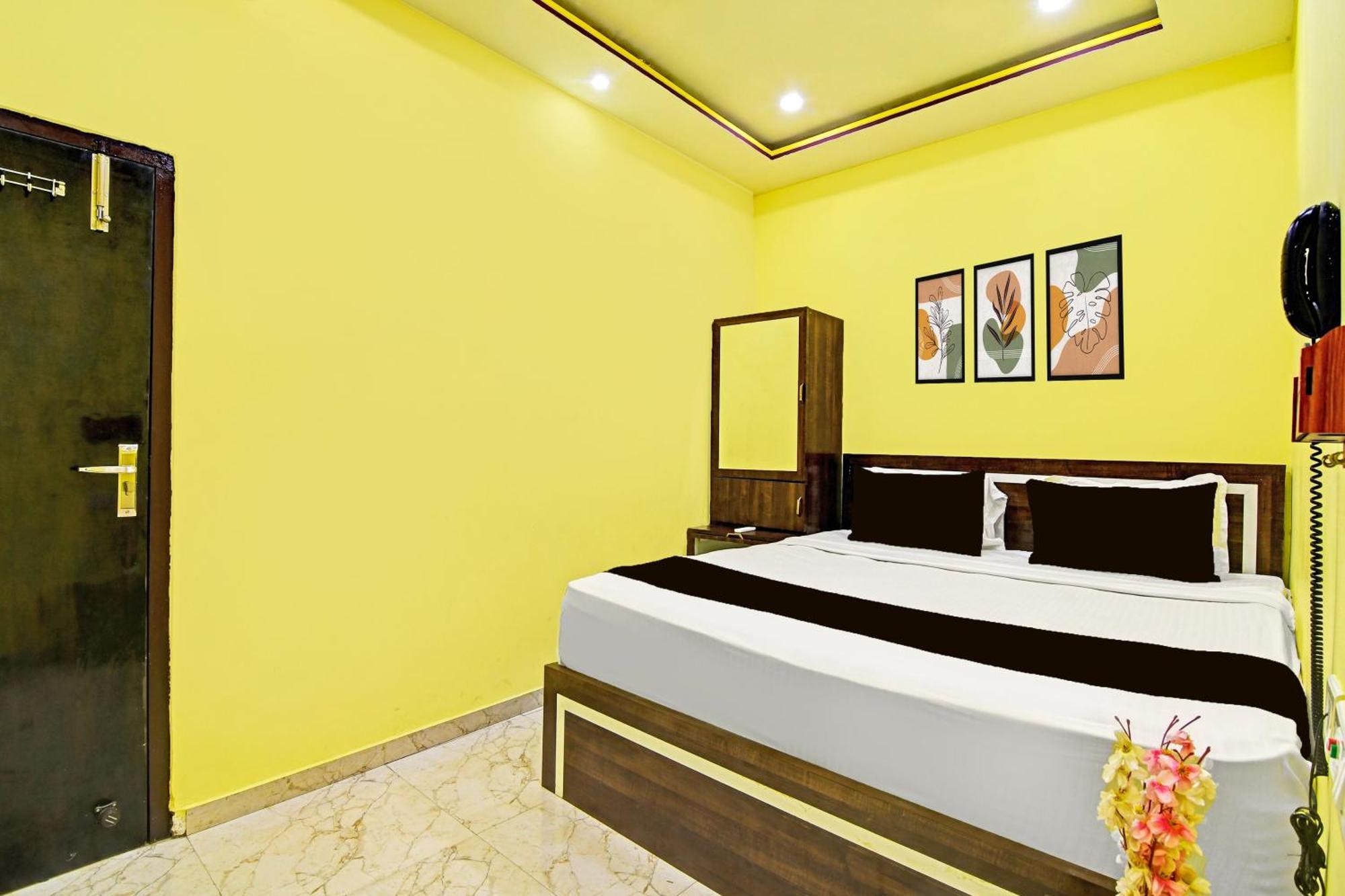 Hotel O Marquis Guest House Калькутта Экстерьер фото